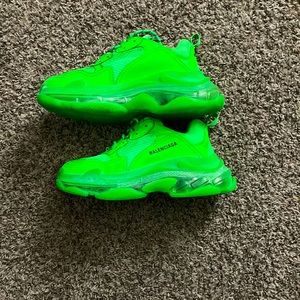 Slime green balenciaga sneakers size 10